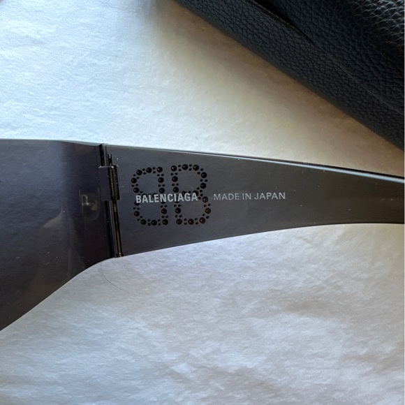 BALENCIAGA - MASK ACETATE SUNGLASSES, in BLACK - Picture 4 of 13